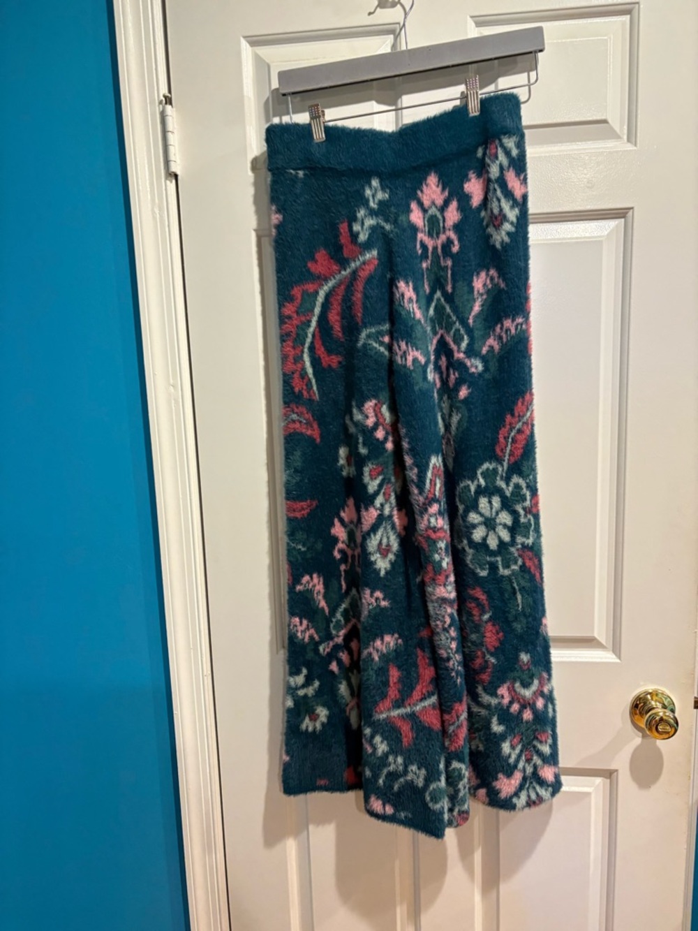 Daily practice  anthropologie fuzzy wide leg  floral pants teal blue sz S M - Picture 6 of 8